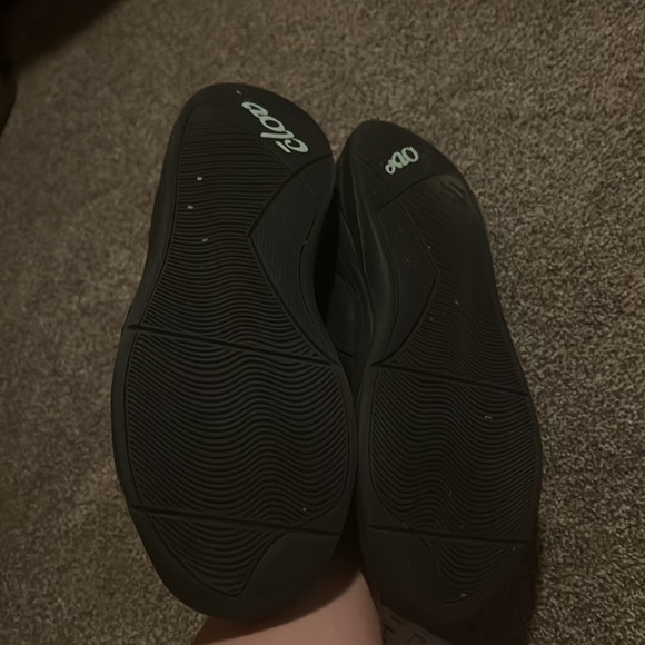 Nursing Shoes - Picture 3 of 4